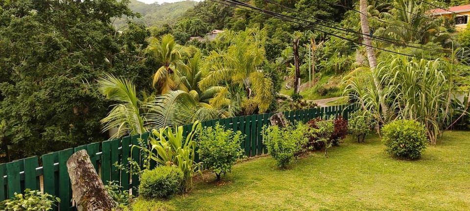 Chalets Des Vacances Bed and Breakfast in Africa