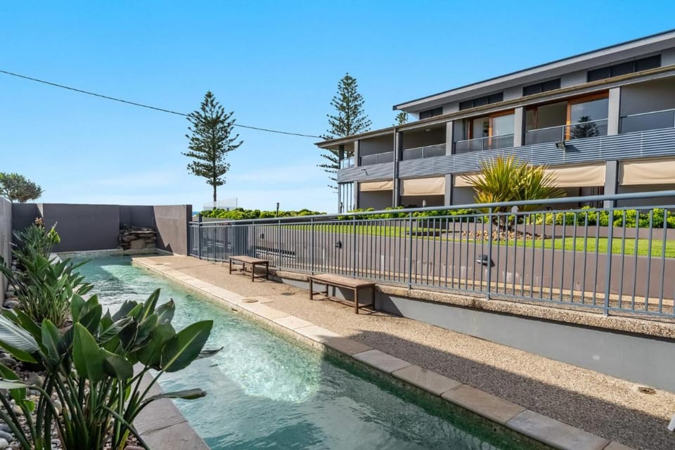 Sea Breeze - Lennox Head Apartment in Lennox Head