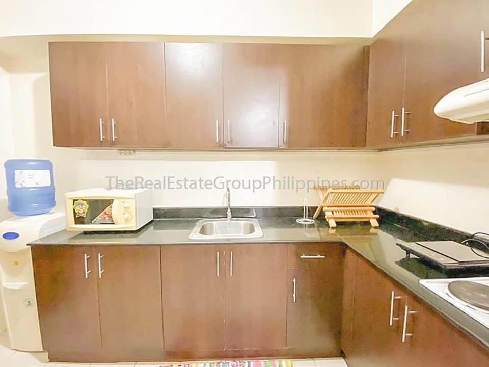 For Lease 2 Bedroom in A. Venur Residences Apartment in Makati