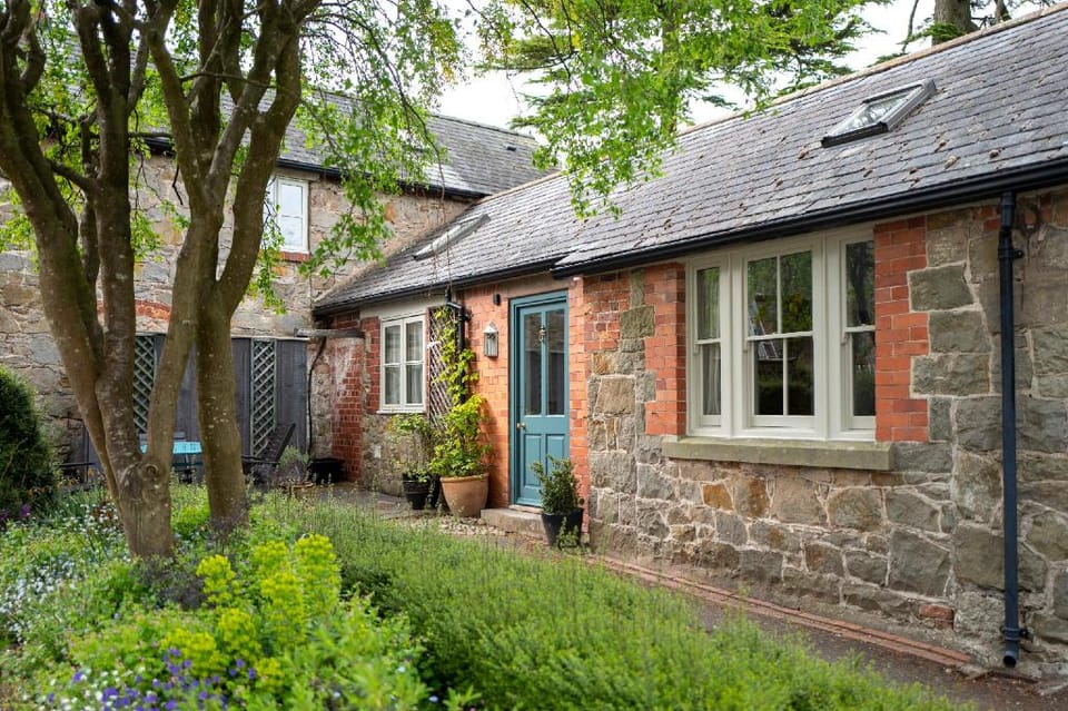 Courtyard Cottage Hotel in Oswestry