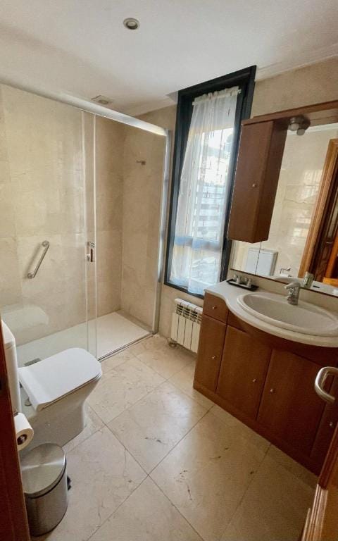 Apartamento de 2hab. y parking gratuito en La Losa Apartment in Oviedo