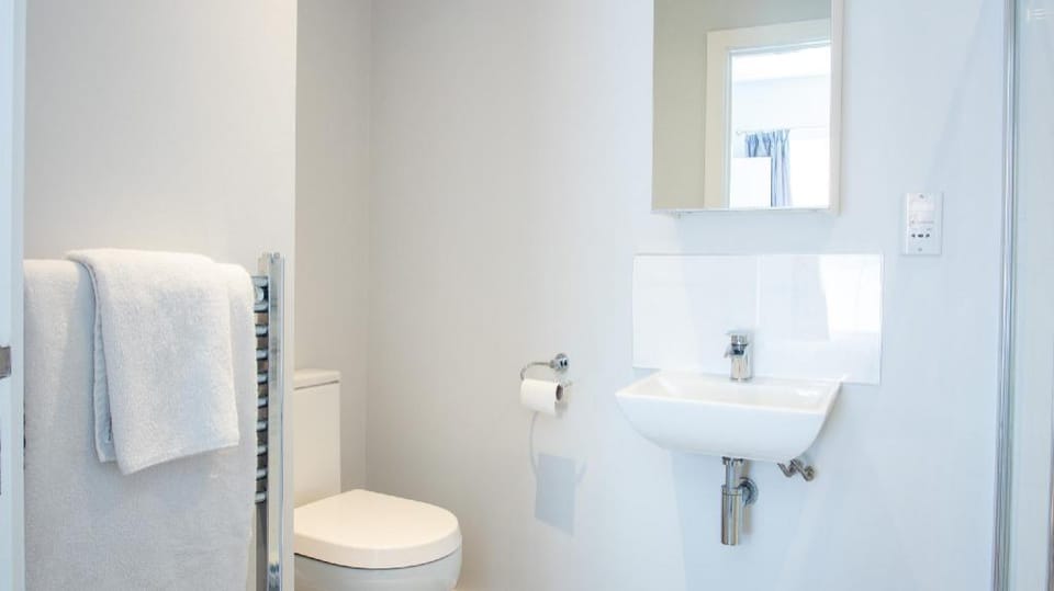 Modern Apartment in Stratford upon Avon with Parking WIFI and Netflix Apartment in Stratford-upon-Avon