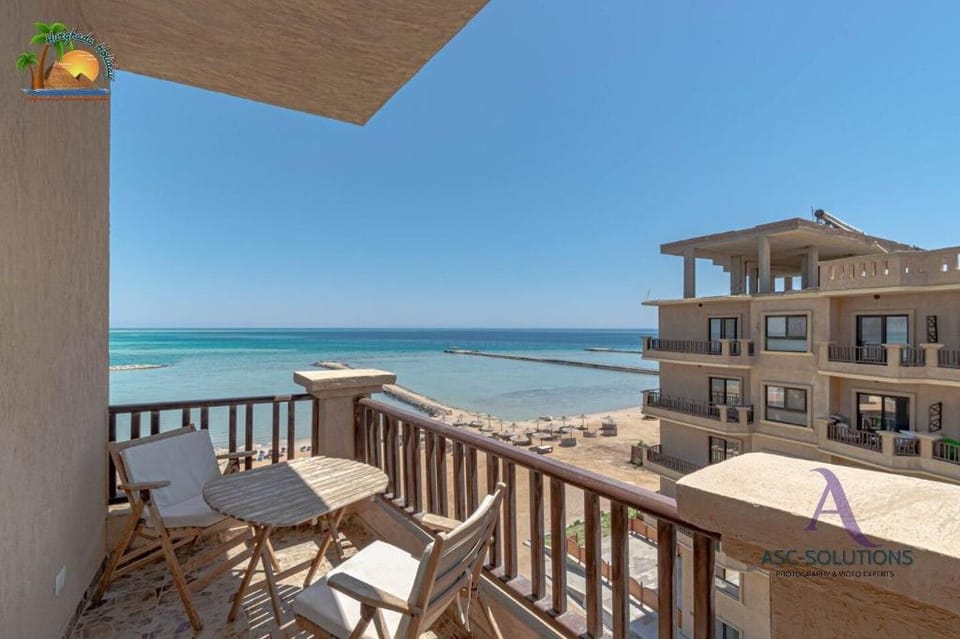 Great Seafront 2 bedrooms at Turtles Beach Resort Apartment in Hurghada