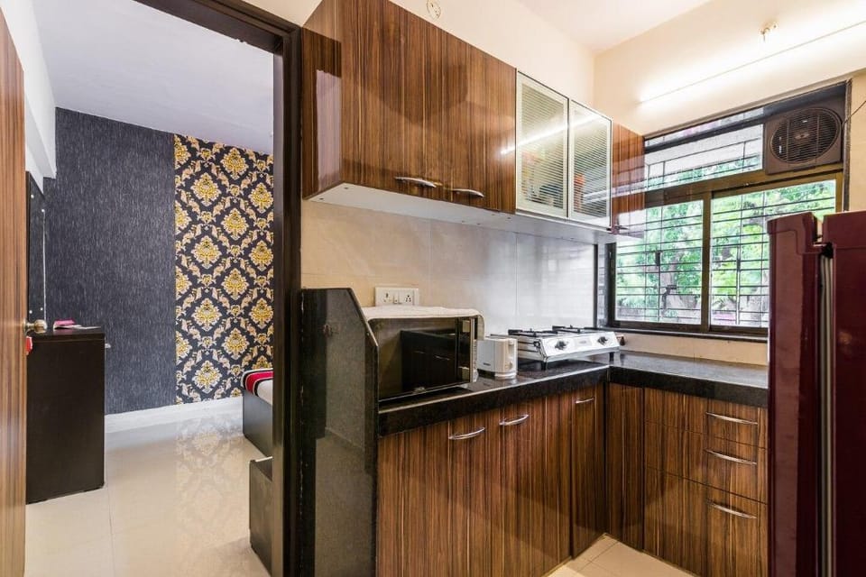 The Black Hellebore Studio. Apartment in Mumbai