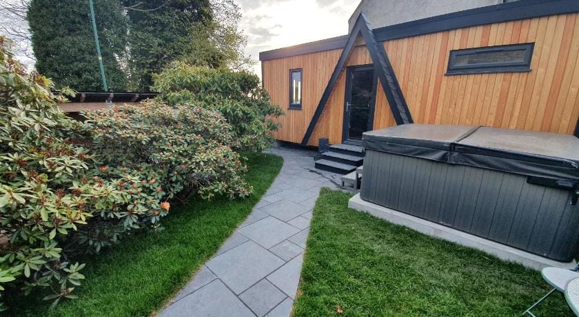 Little Woodbine Lodge in Scotland