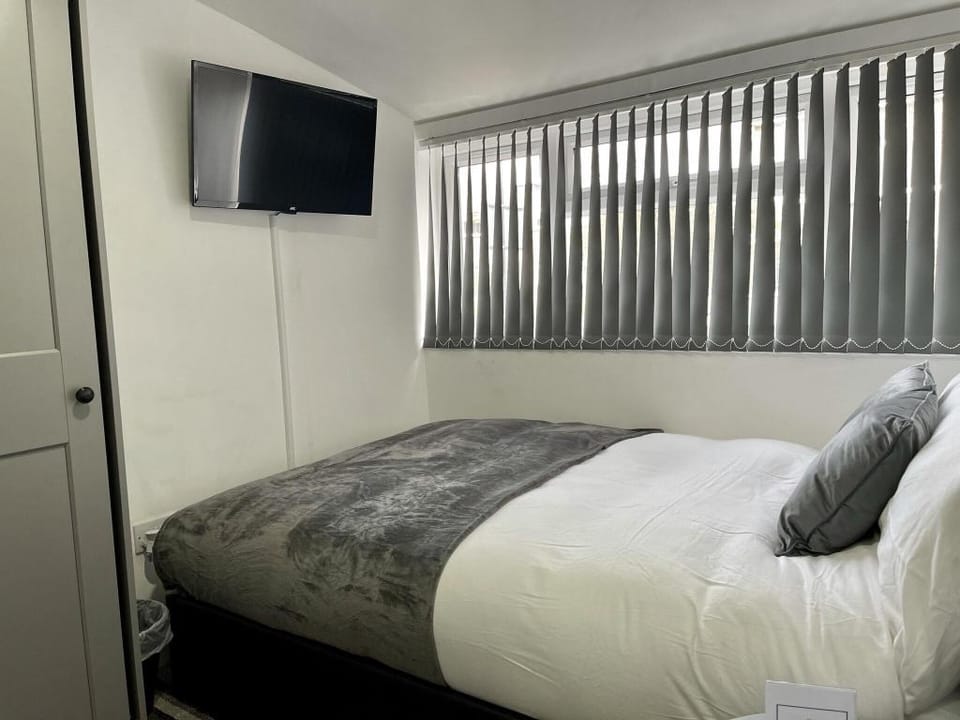Wisteria Studio  Apartment in London Borough of Lewisham