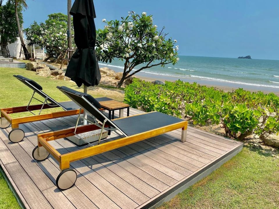 Malibu at Kao Tao Beach, Hua Hin Apartment in Nong Kae