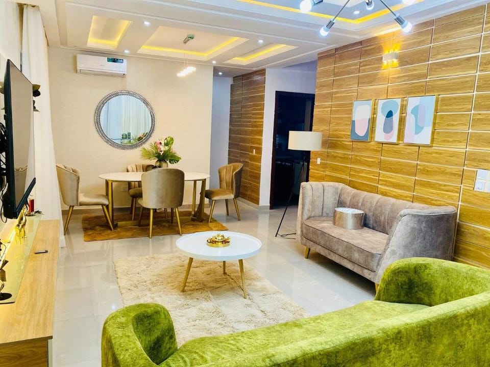 Hazel's Luxury Home Away From Home Apartment in Lagos, Nigeria
