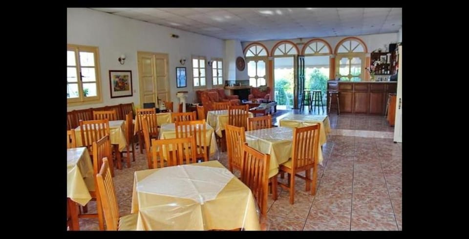 Apraos Bay Hotel In Kalamaki Beach, 100m from the lovely sandy beach Bed and Breakfast in Corfu, Greece