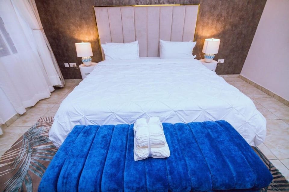 Tiara's  5Star Shortlet apartment in Lekki phase 1 Vacation rental in Lagos