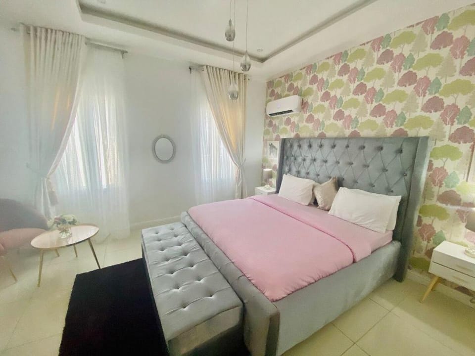 The Stephens 5 Star Short let Apartment in Lekki Vacation rental in Lagos, Nigeria