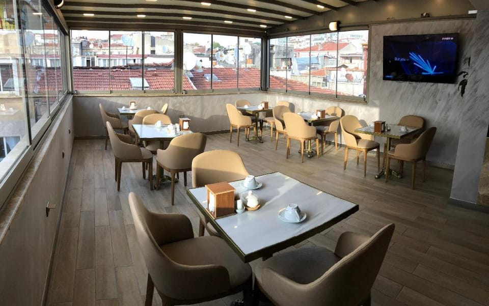 X-NELLYI HOTEL Apartment in Istanbul