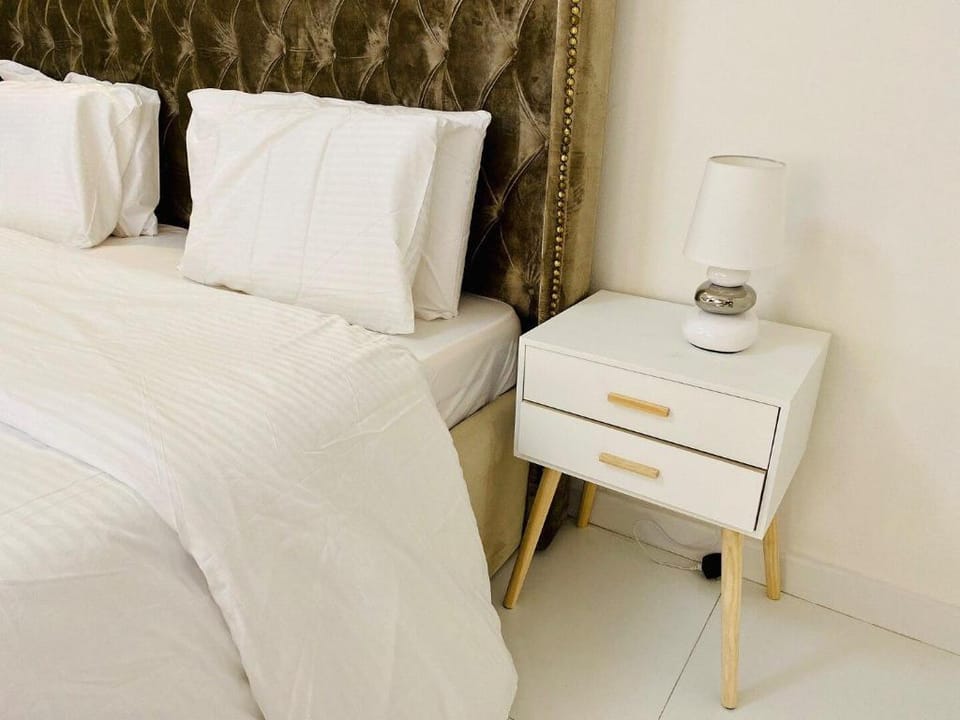 Lara's 5 Star Short let Apartment in V I Apartment in Lagos