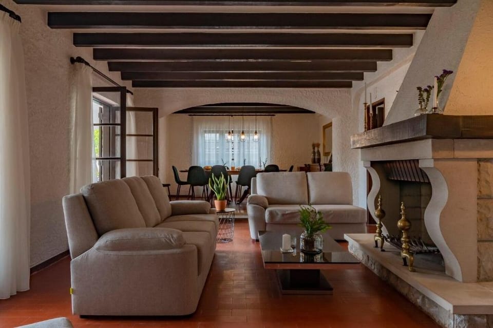 Villa Santiago, Sesimbra charming Villa Escape Villa in Sesimbra