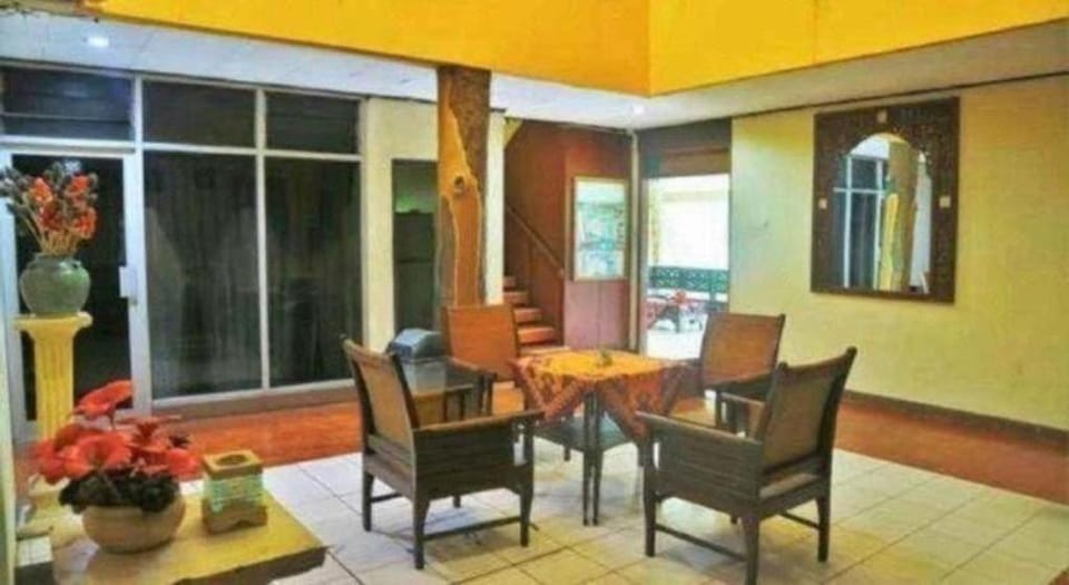 Hotel Syariah Wisma Nendra Hotel in Yogyakarta