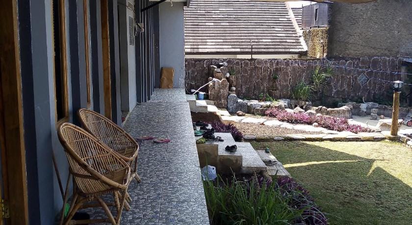 Hazza Sharia Homestay Vacation rental in West Java