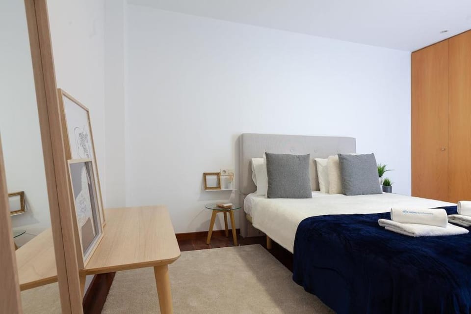 MARIA · Stylish 2 BR apartment with private roof terrace Apartment in Barcelona