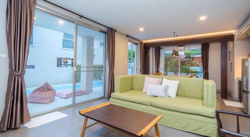 Venice Beach Village Hua Hin Pool Villa Hotel in Hua Hin District