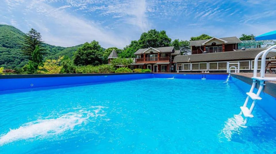 Gangchon Palace Pension Bed and Breakfast in Gyeonggi-do