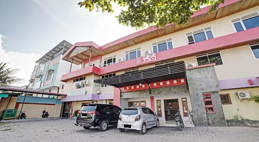OYO 90487 Wisma Kuta Karang Baru Hotel in Indonesia