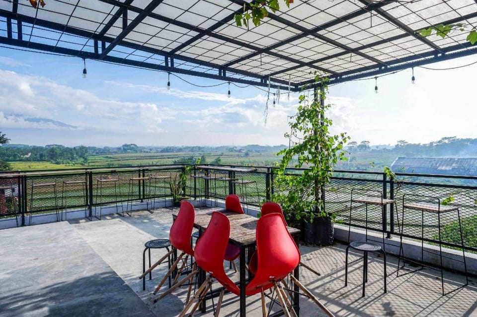 RedDoorz near Universitas Muhammadiyah Purwokerto 2 Hotel in Indonesia