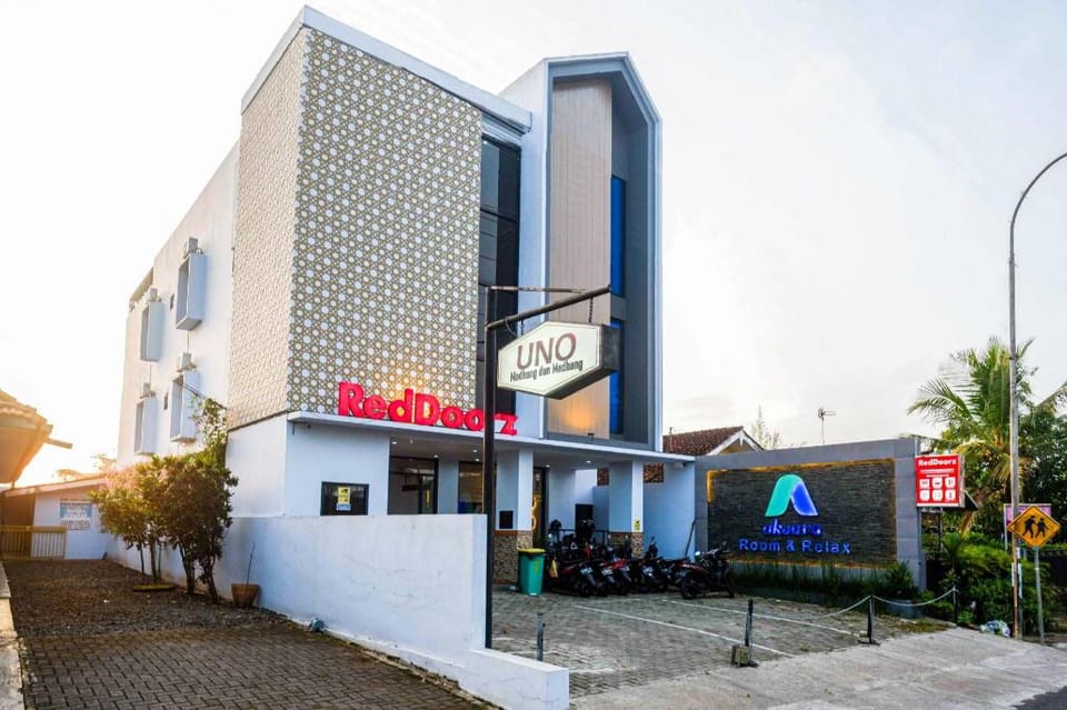 RedDoorz near Universitas Muhammadiyah Purwokerto 2 Hotel in Indonesia