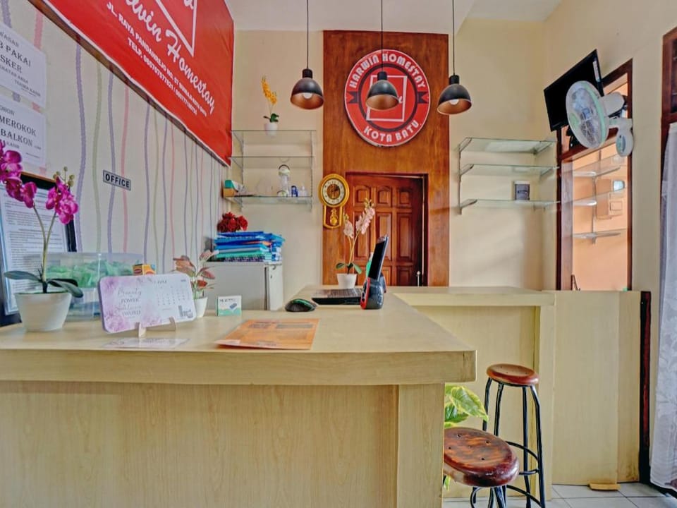 Hotel O Harwin Homestay Hotel in Batu