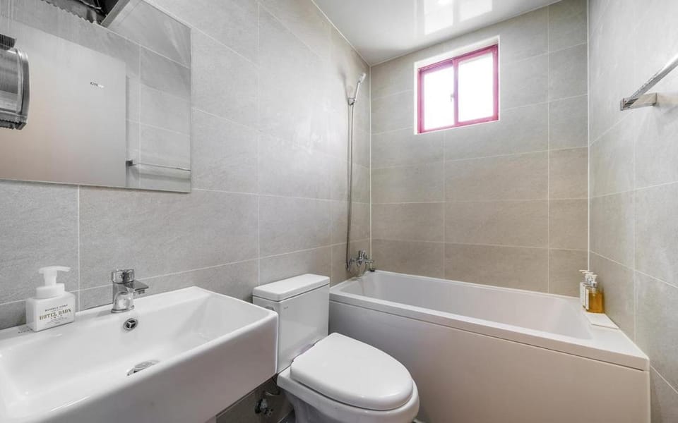Tongyeong Daon Hotel Motel in South Korea
