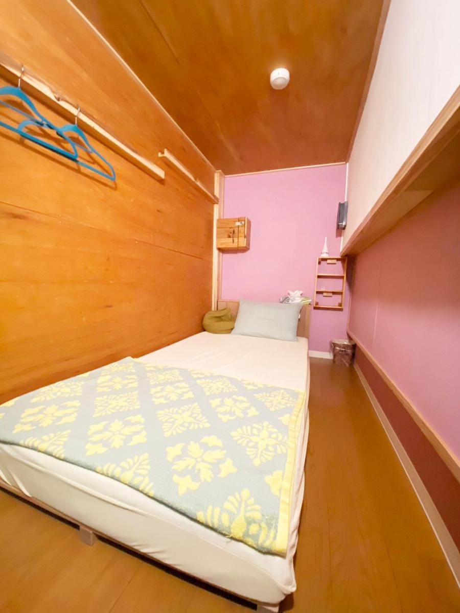 みーまん奄美 Hostel in Japan