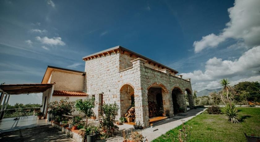 Stone house Bed and Breakfast in Campania