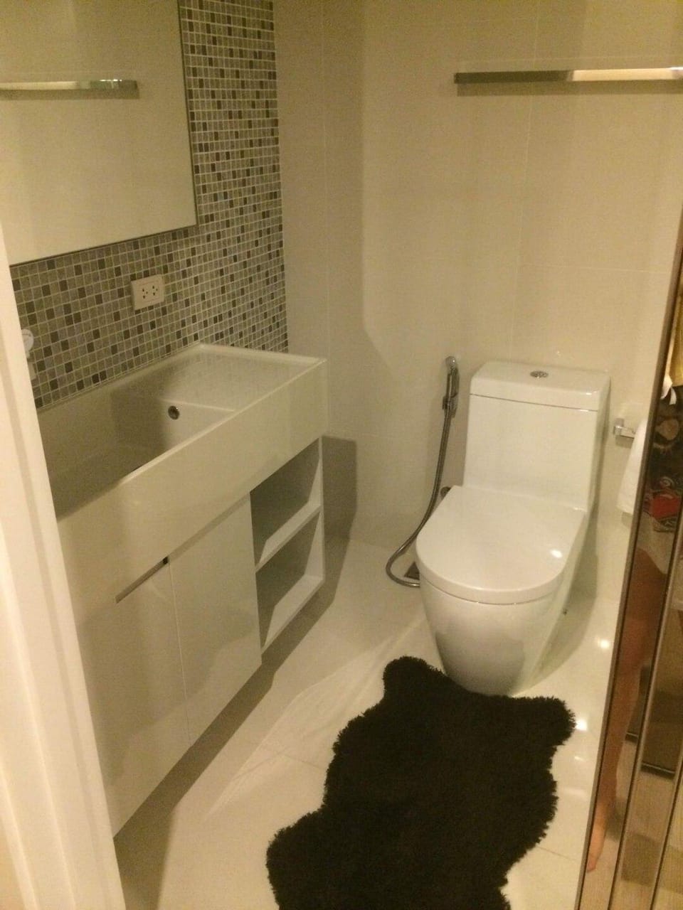 Luxury 24th floor room ?MRT Sukhumvit?BTS Asoke Apartment in Bangkok