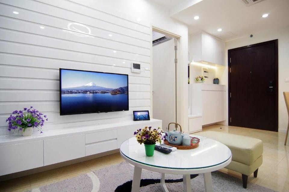 D'Capitale 2BR w Bathtub ✧ Sunset #TrungHoa Apartment in Laos