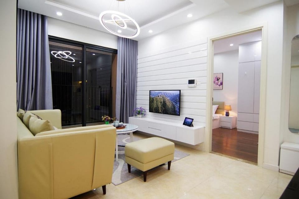 D'Capitale 2BR w Bathtub ✧ Sunset #TrungHoa Apartment in Laos
