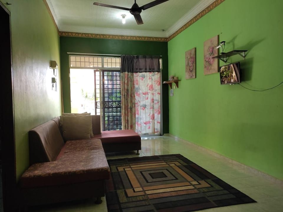 Homestay muslimah 2 Vacation rental in Terengganu, Malaysia