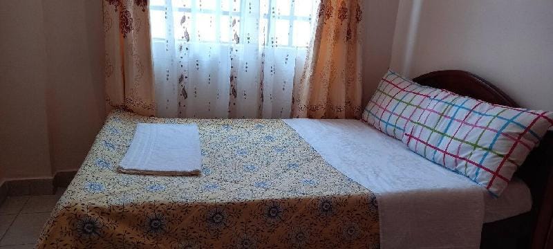 Near CBD, clean, homely, WiFi and parking. Apartment in Kenya