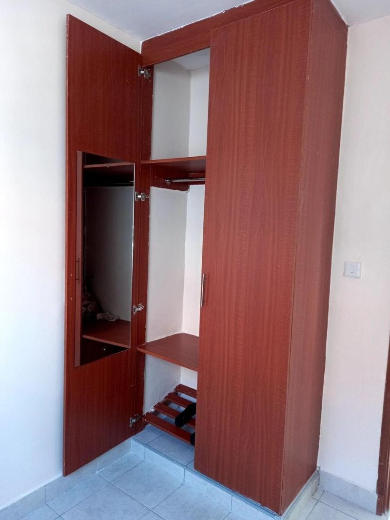 Near CBD, clean, homely, WiFi and parking. Apartment in Kenya