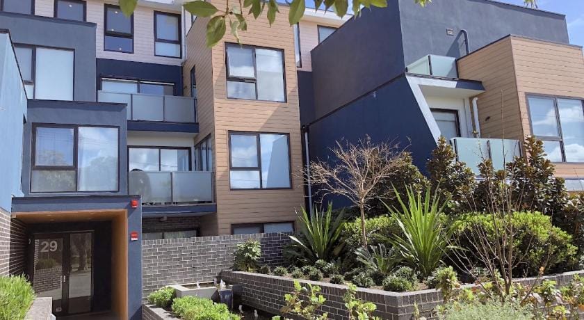 Pride Bentleigh Apt *Private Garden Parking+Wi-Fi Apartment in Melbourne