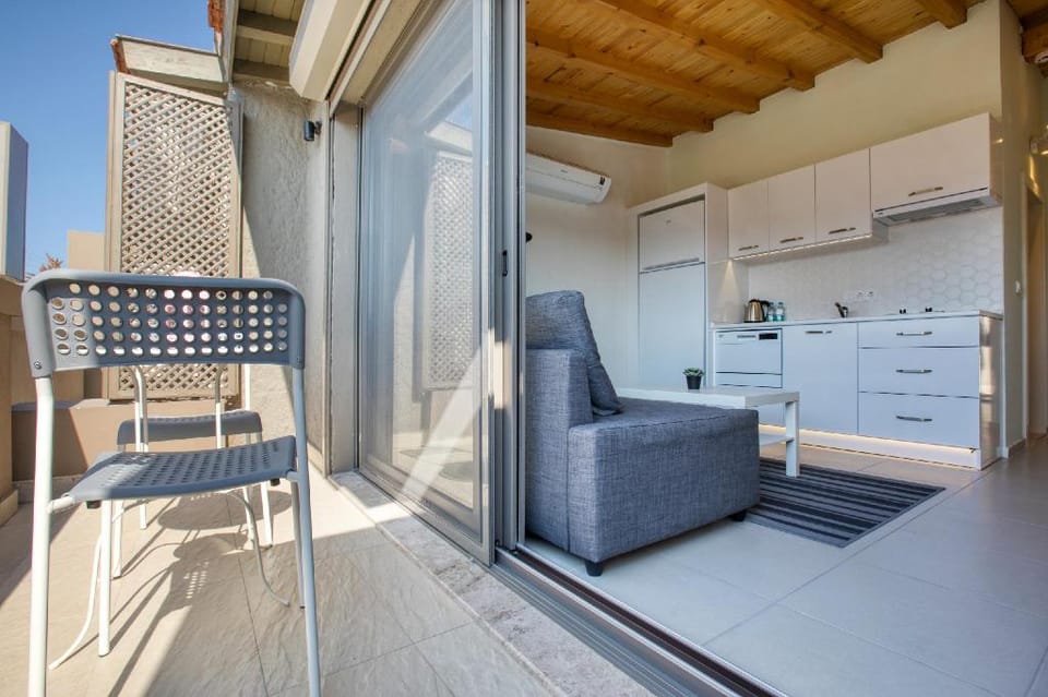 AEGEAN Apartments - Marina & Chios Island View Apartment in Cesme