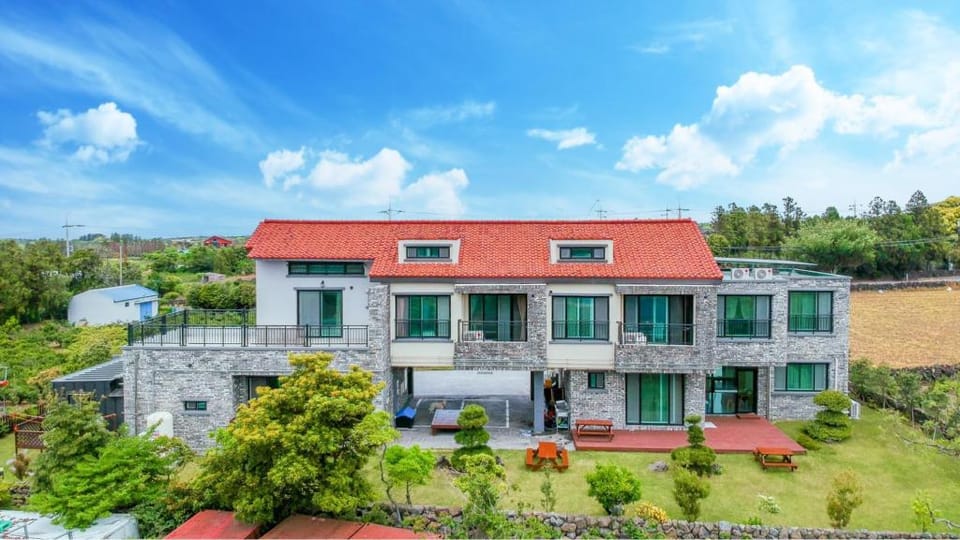 jeju ondamhouse pension Bed and Breakfast in South Korea