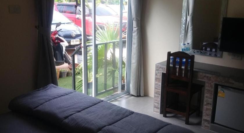 Boathouse marina restaurant and homestay Vacation rental in Surat Thani Changwat