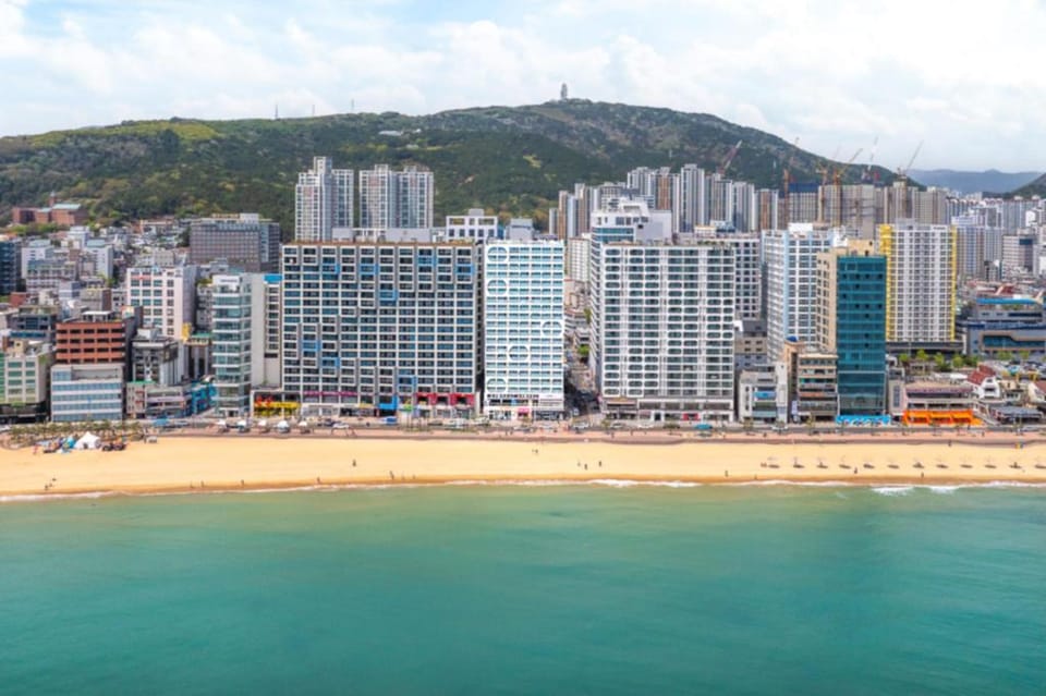 Elmomento Gwangan Residence Hotel in Busan