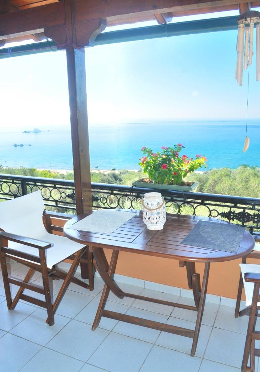 Studio Apartment Papadatos - Pelekas Beach, Corfu Apartment in Corfu, Greece