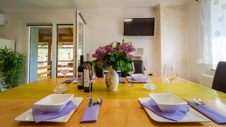 Holiday Home "Sleme" with big garden and fireplace Villa in Primorje-Gorski Kotar County