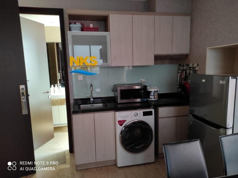 Apartemen Menteng Park , Tower Emerald Apartment in Jakarta