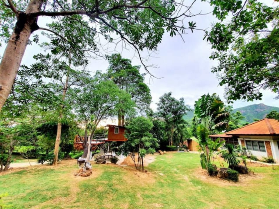 Tiny Home in Mountains Front Balcony for 2 adults Vacation rental in Thailand