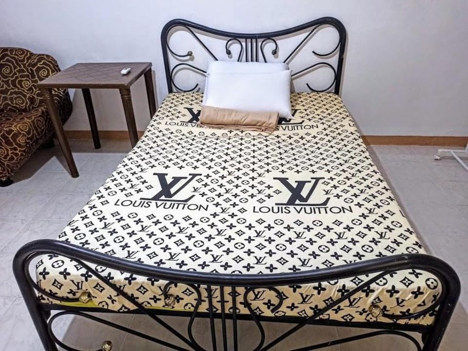 A silent place to take a rest or a vacation Vacation rental in Muntinlupa