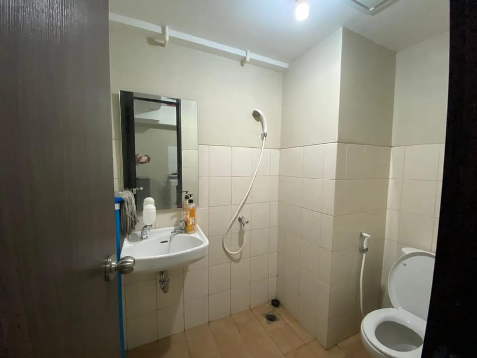 Montblanc Apartemen BTC City by Happy Room's Apartment in West Java