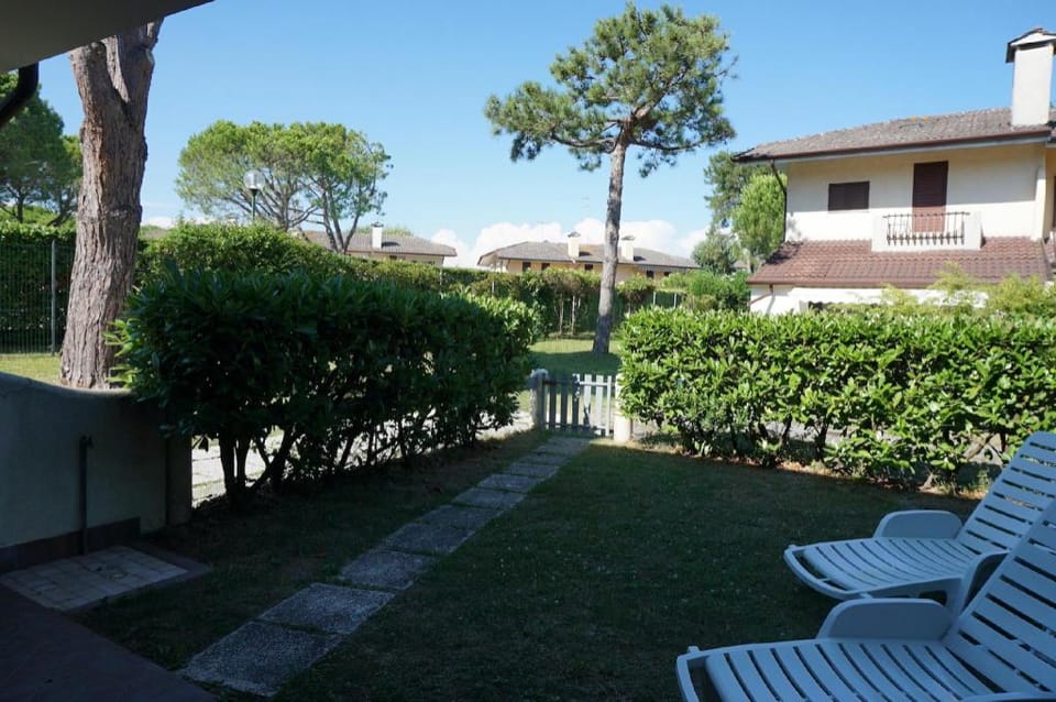 Nice house for 5 people - pool - tv - Ac Vacation rental in Porto Santa Margherita