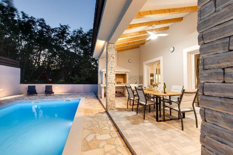 VILLA SANDRINA Villa in Krk