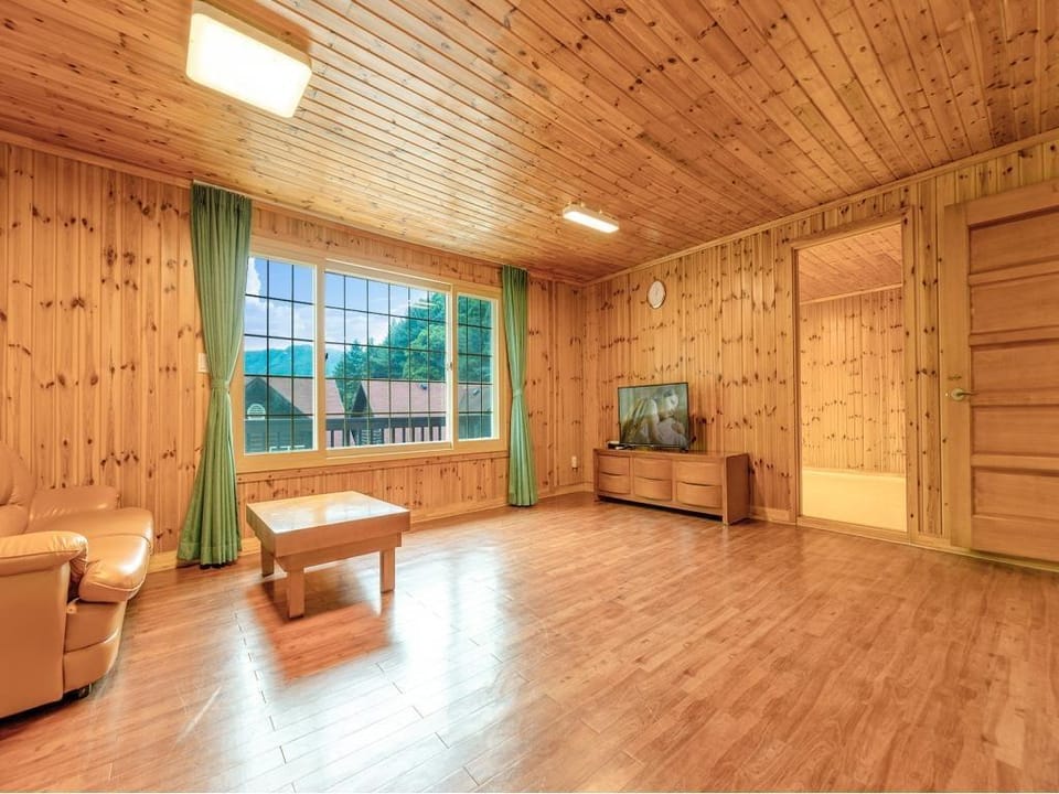 Gapyeong Humantown Pension Bed and Breakfast in Gyeonggi-do